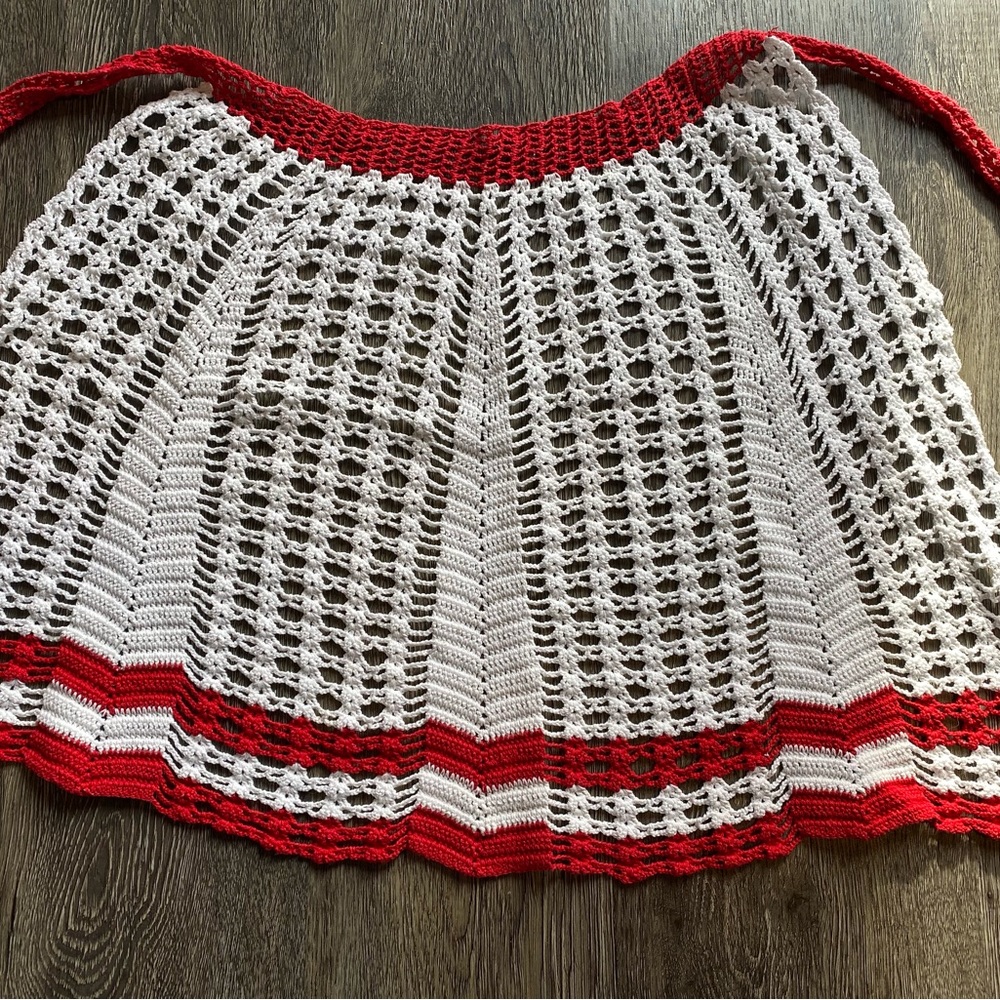 Vintage handmade crochet Christmas Apron